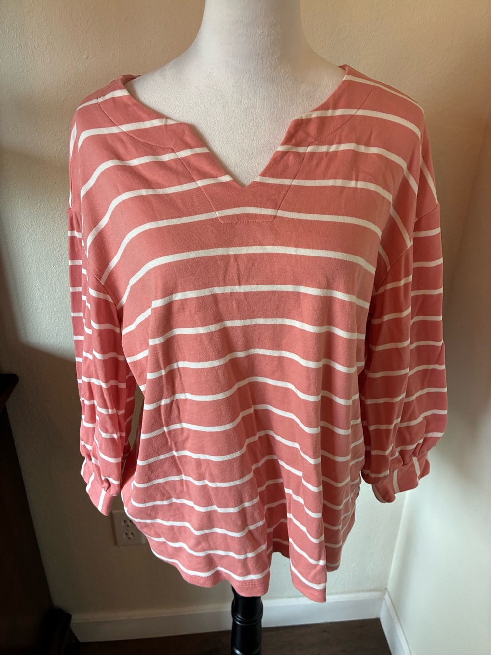 Croft & Barrow Striped V-Neck Women’s Top in Dusty Coral and White 100% Cotton
